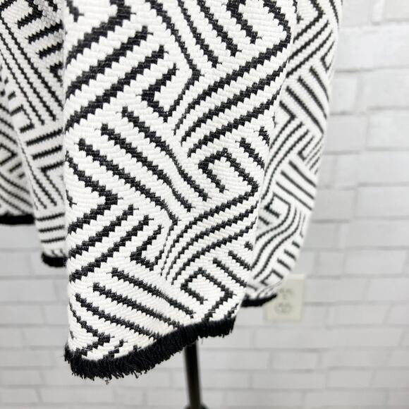 Anthropologie W5 Black & White‎ Long Sleeve Top with Zipper Back Size Small - Picture 6 of 7